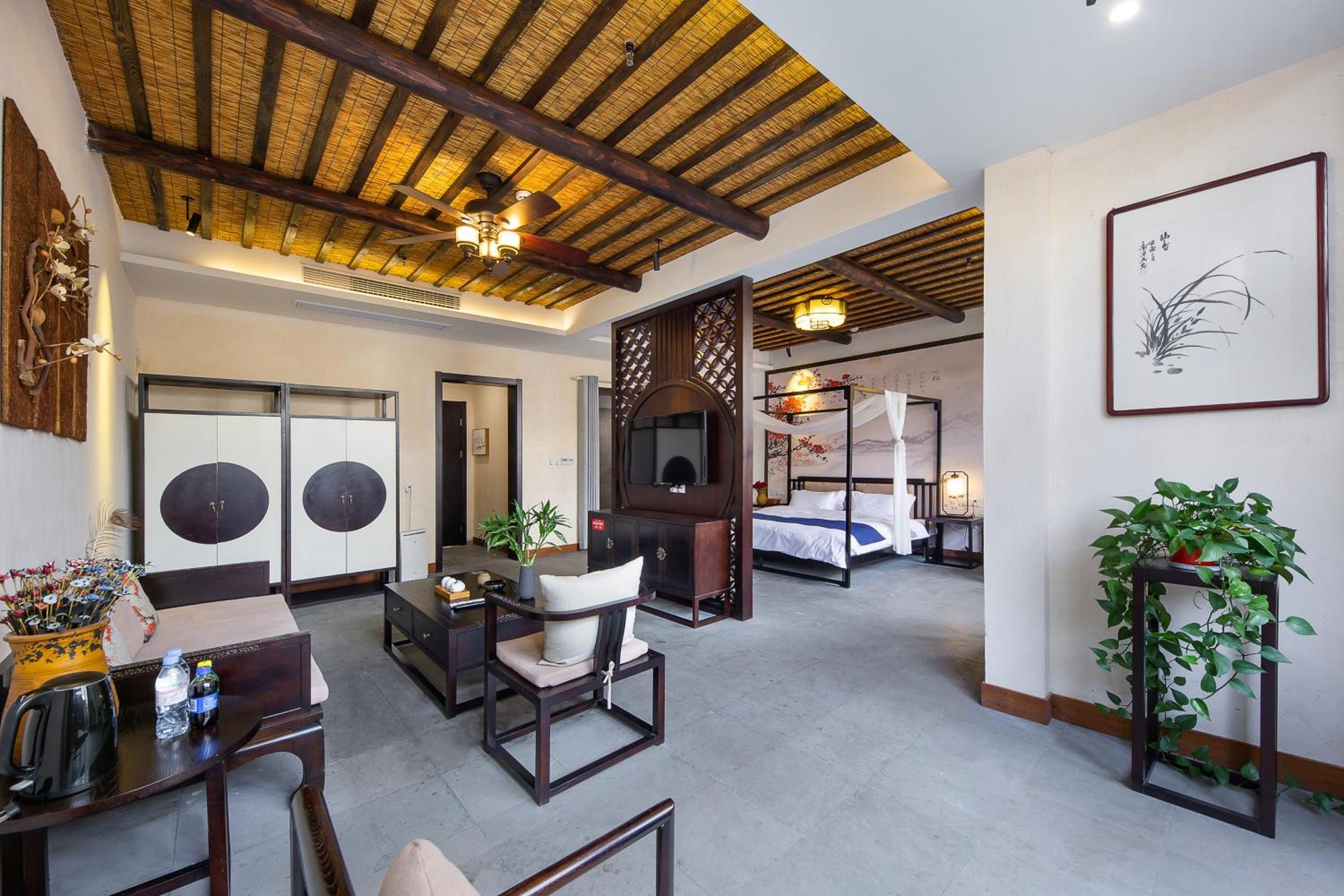 Tingjian Musu Private Soup Design Homestay - South Gate Of Wuzhen Xizha Scenic Area Тунсян Экстерьер фото